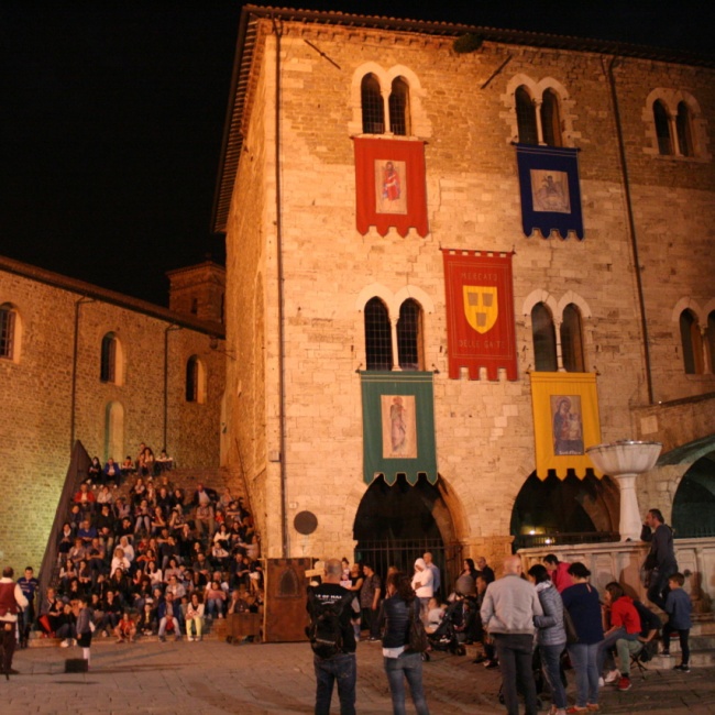 Palazzo dei Consoli – Teatro Francesco Torti